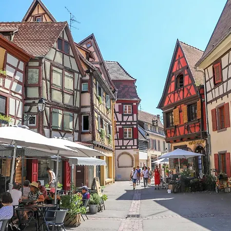 דירה Au Theatre *