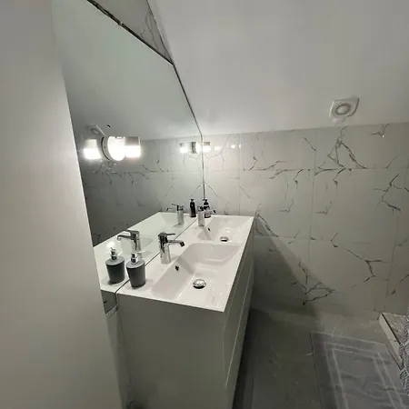 Au Theatre Apartment Colmar
